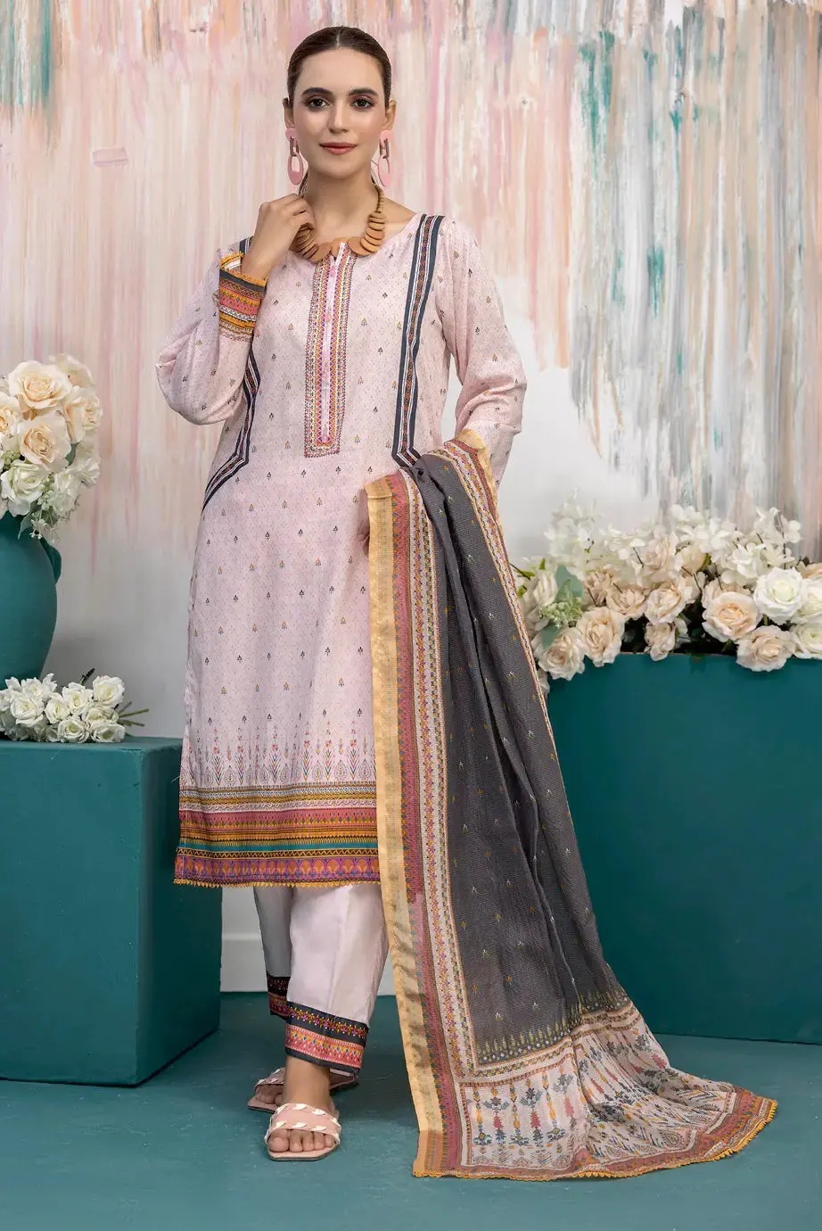 3 Pcs Lawn - Unstitched Salina by Regalia Textile